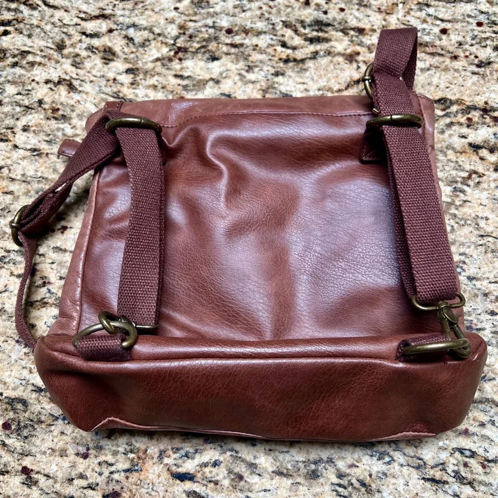 The Sak Ventura Convertible Backpack Crossbody Bag Brown Leather Cognac Boho